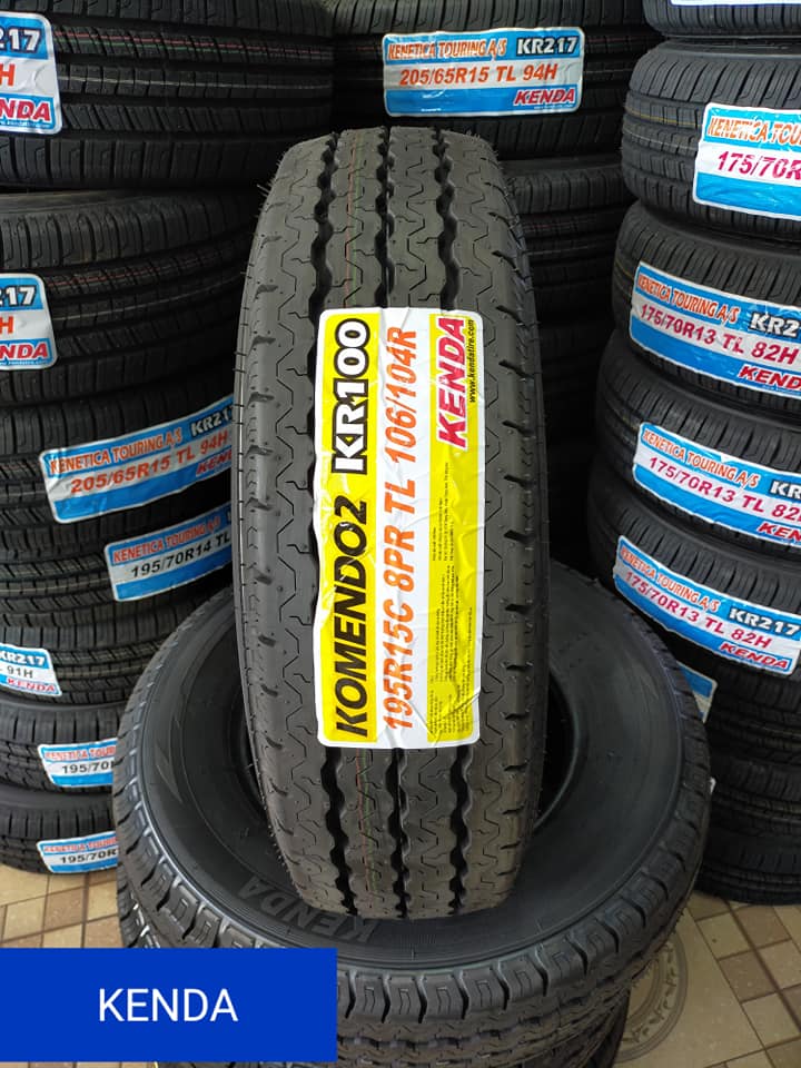 KENDA KR33 KOMENDO 195 R15C